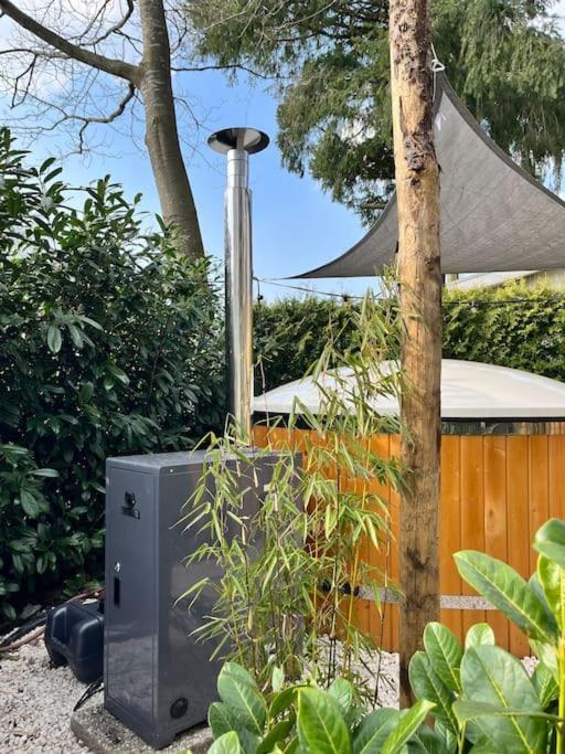 Boslodge Het Verwende Nest met privé Hottub Voorthuizen Exterior foto