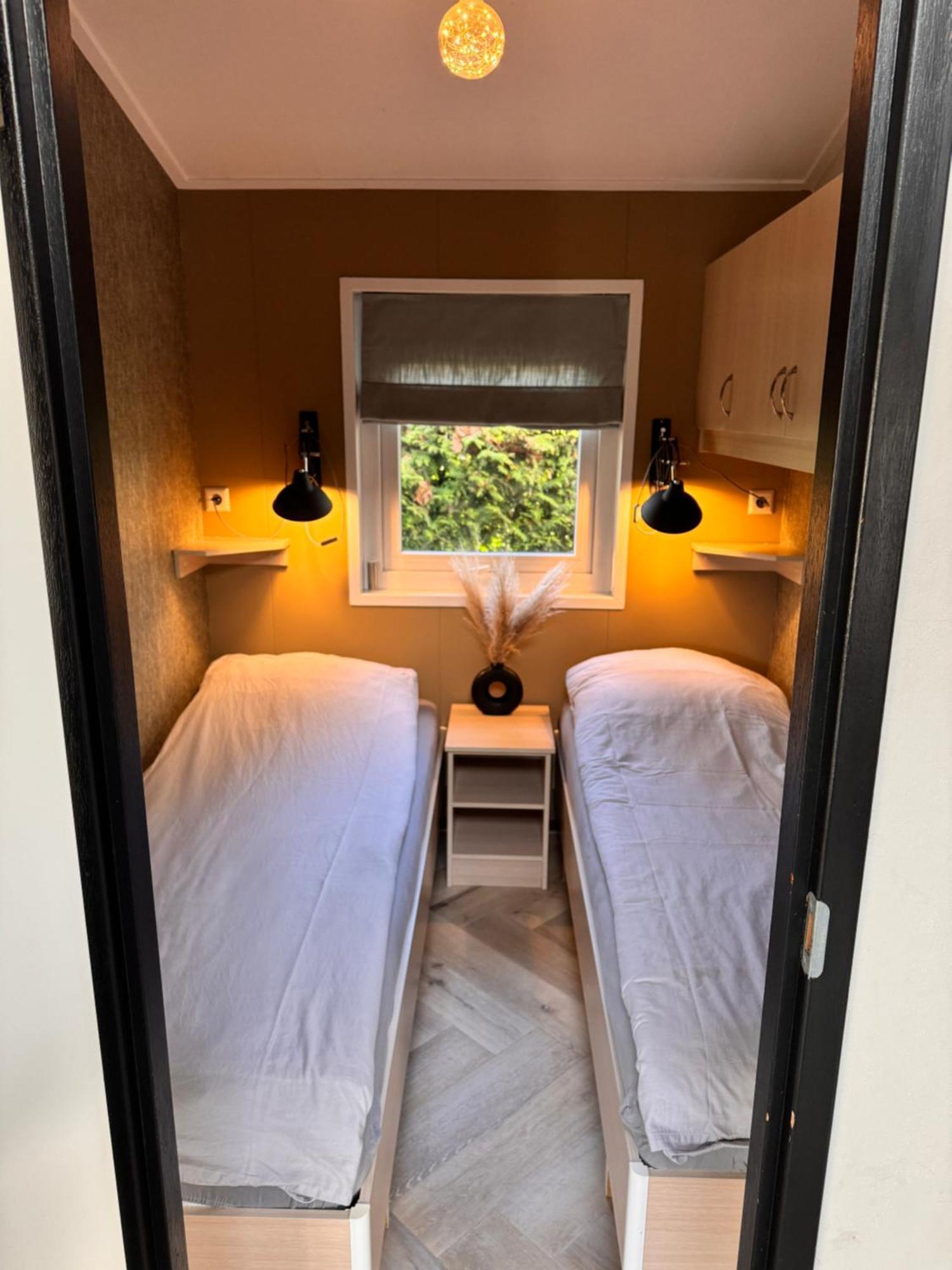 Boslodge Het Verwende Nest met privé Hottub Voorthuizen Exterior foto