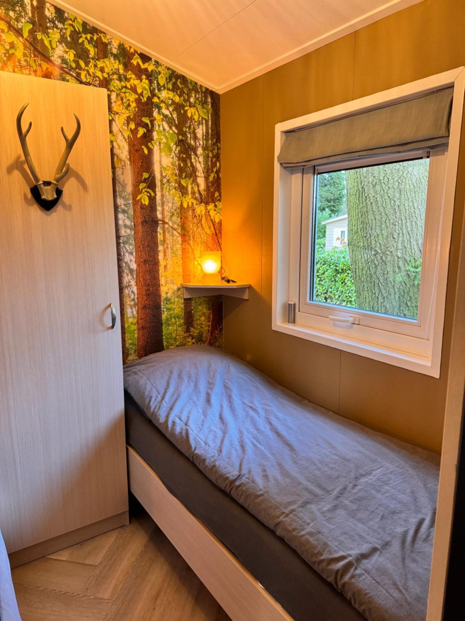 Boslodge Het Verwende Nest met privé Hottub Voorthuizen Exterior foto