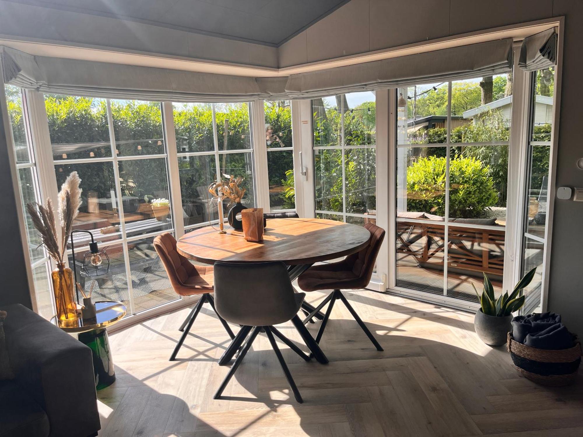 Boslodge Het Verwende Nest met privé Hottub Voorthuizen Exterior foto